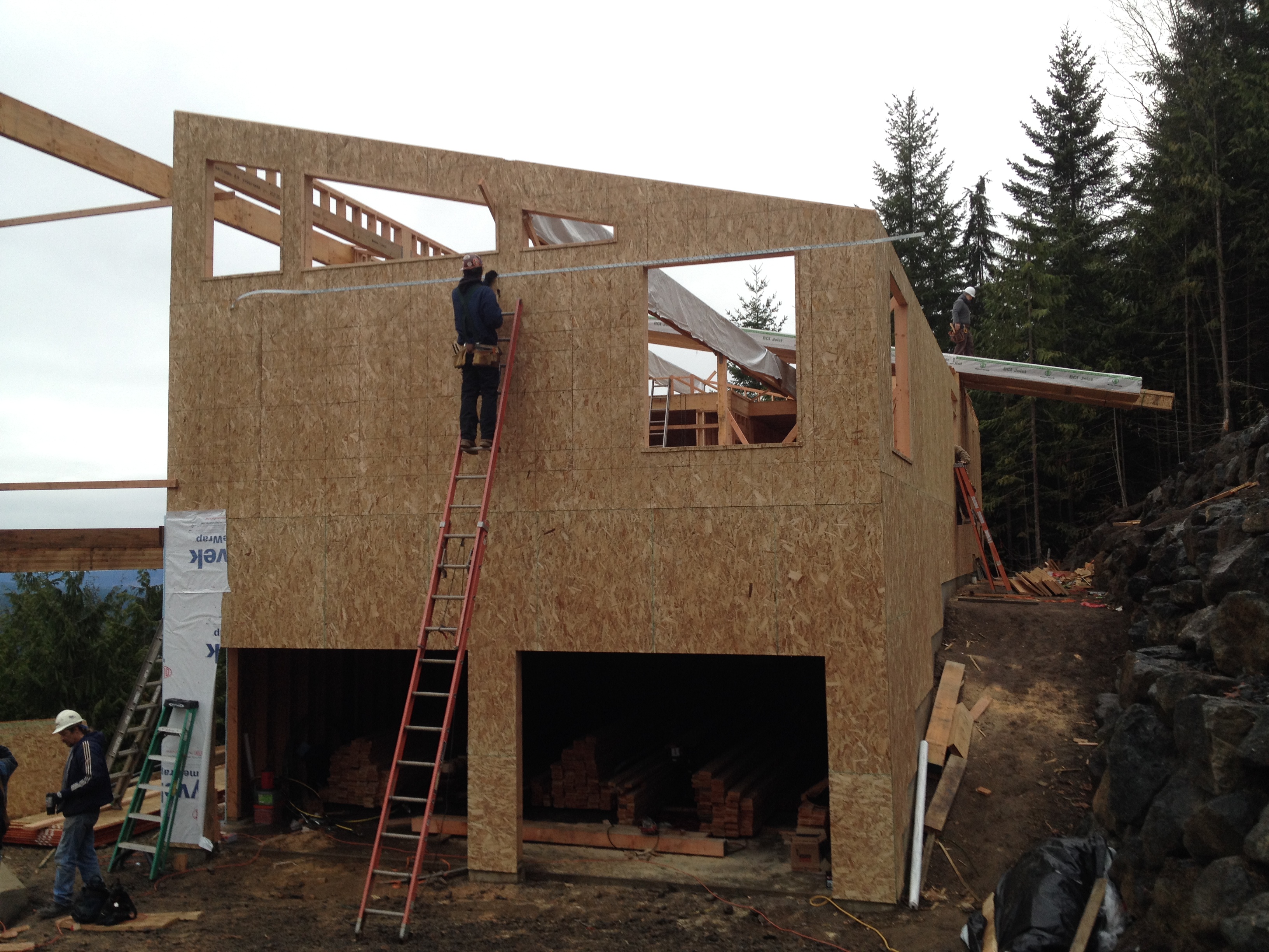 Estes Builders House